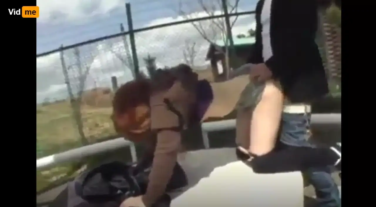 Menarik yang Terjadi Saat Crottt di Muka ABG Gempal Gemoy Yandex Bohay Toge