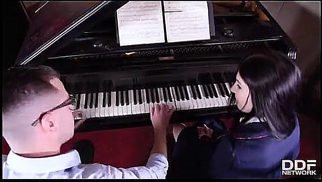 Biduan Viral Janda Madep di Malam Tahun Baru